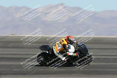 media/May-10-2025-Race Pace (Sat) [[db32fef2da]]/Vested/3-Bowl Set 1 (9am)/